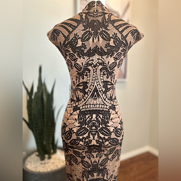 Anthropologie Mock-Neck Cap-Sleeve Slim Knit Dress - Picture 9 of 11